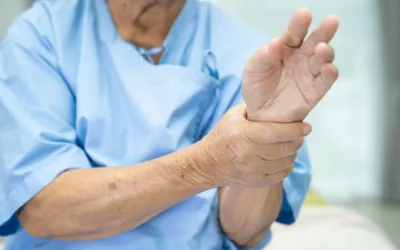 Cataract Surgery and Rheumatoid Arthritis: A Practical Guide to Planning Around Inflammation