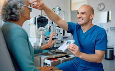 Presbyopia vs Myopia: What’s the Difference?