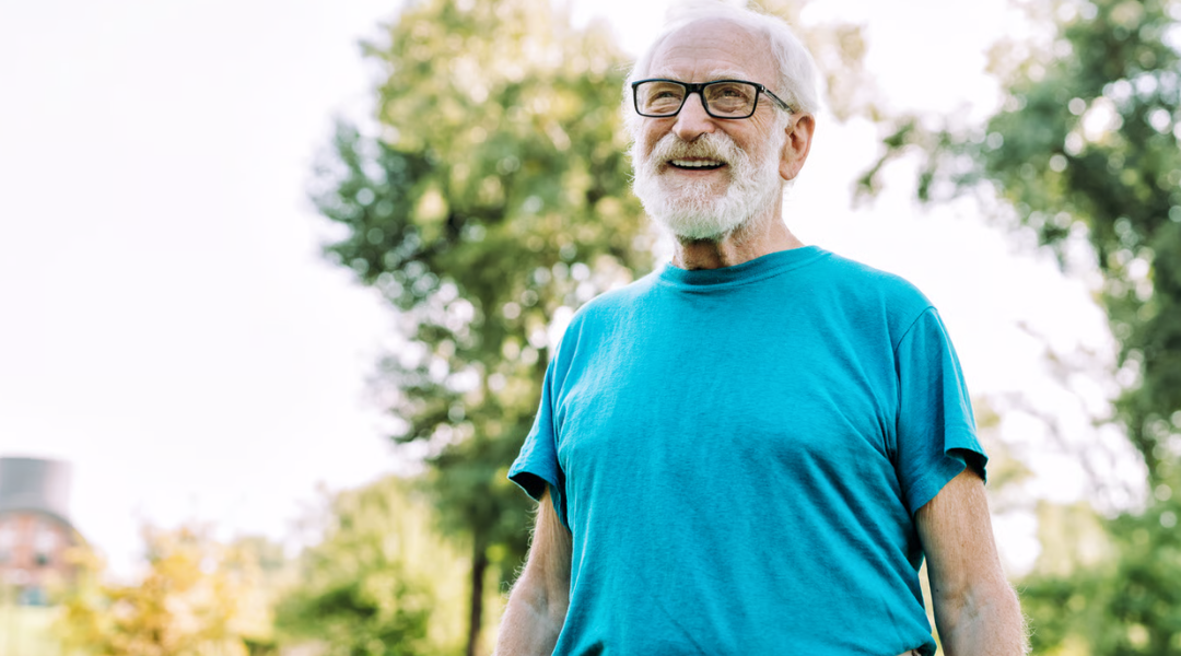 How Does Vision Loss Affect Confidence When Walking Outdoors?