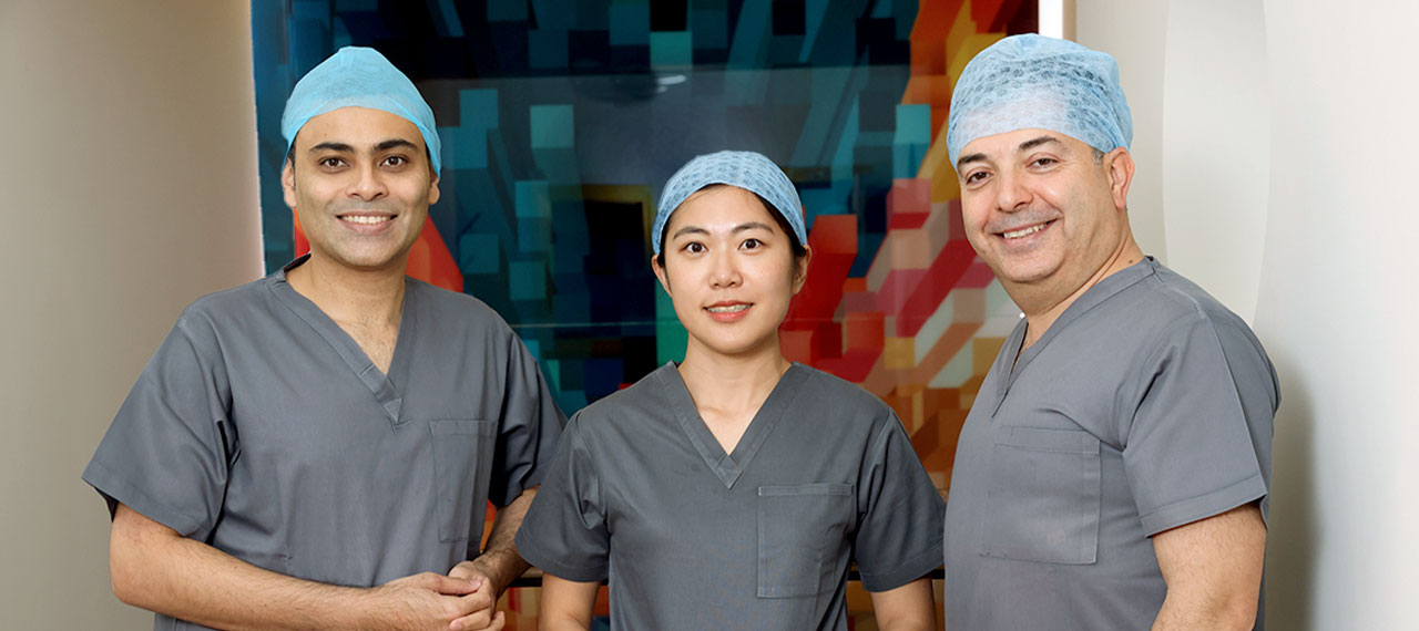 cataract surgeon