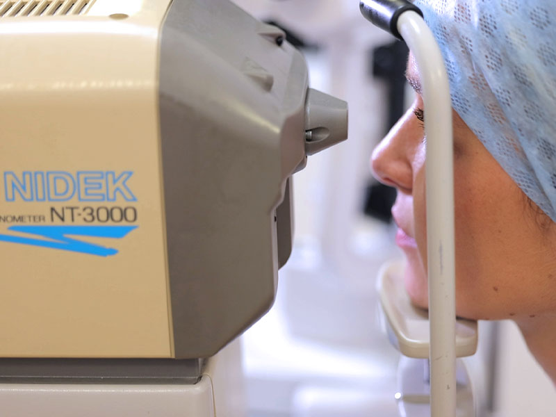 SMILE (Small Incision Lenticule Extraction)